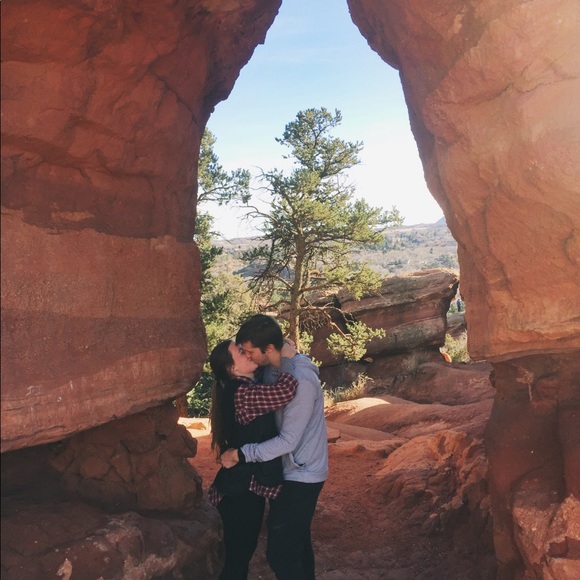 Meet your Posher, Sarah - Picture 2 of 4